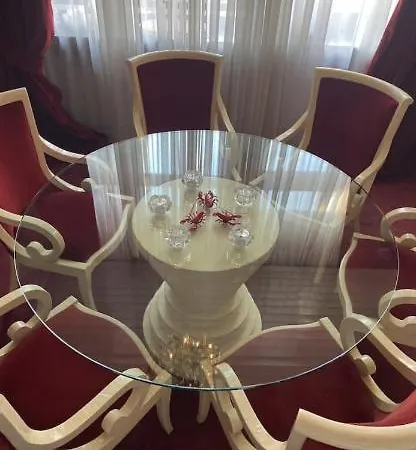 Luxurious 200 M² Penthouse + 90 M² Terrace Düsseldorf